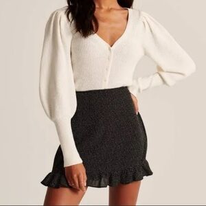 Abercrombie & Fitch Polka Dot Ruffle Hem Skirt in Black - Size Small